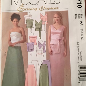McCall&#39;s Gown w Princess Seams Strapless or V-Neck Sleeveless Belted at Waist Flare or Straight Skirt w Pleated Back Size 6-20 Pattern M4710