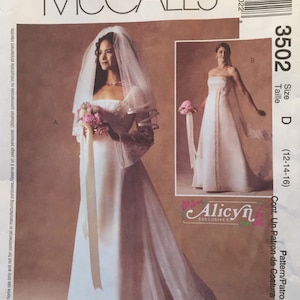 McCalls Alicyn Wedding Gown Bridesmaid Dress Bell Sleeves, Empire Waist Skirt w Detachable Train Sheer Over Skirt Size 6-8-10 Pattern 3502