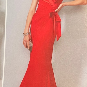 Vogue Designer Original Bellville Sassoon Couture ausgestattet, Trägerloses Abendkleid, Kontrast-Mieder, seitlicher Bogen & Zug Größe 14-22 Muster V1533