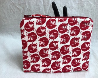 Red Fox Medium Padded Zipper Bag, Fox Cosmetic Bag, Organizer Pouch, Travel Pouch