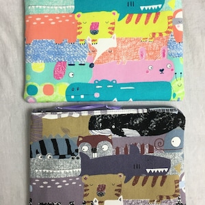 Cute Animals Medium Padded Zipper Bag, Travel Pouch, Zipper Cosmetic Bag, Gadget Bag
