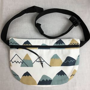 Mountains Flat Zipper Fanny Pack, Festival Bag, Waist Pack, Bum Bag, Hip Pouch
