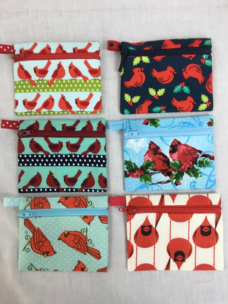 Credit Card Music player Pouch Earbud Cardinal Birds Zipper Coin Purse