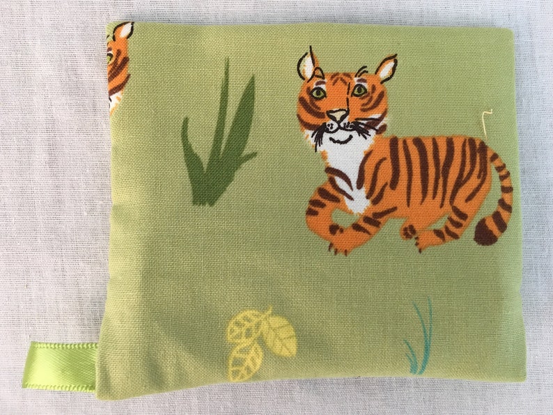 IPod Holder Cute Tiger Flat Zipper Coin Purse Credit Card Wallet Earbud Pouch