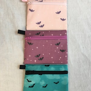 Porte-monnaie plat à fermeture éclair Bats, porte-cartes de crédit Bats, petite pochette à fermeture éclair Bats