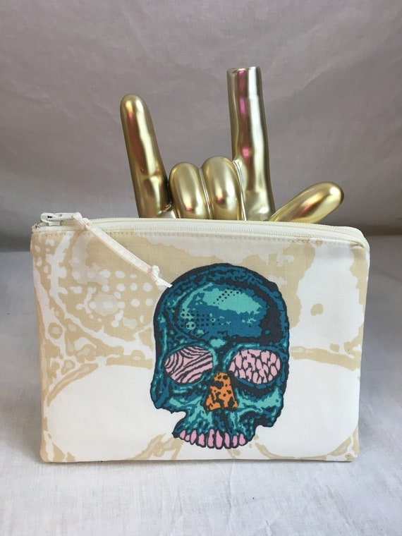 Skull cosmetic bag new arrivals