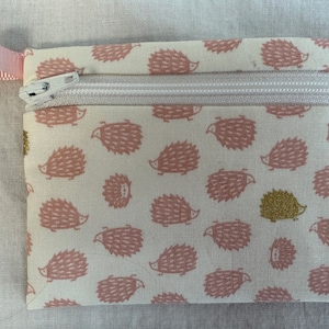 Pink Hedgehogs Flat Zipper Coin Purse, Credit Card Wallet, Small Zipper Pouch, AirPod Case