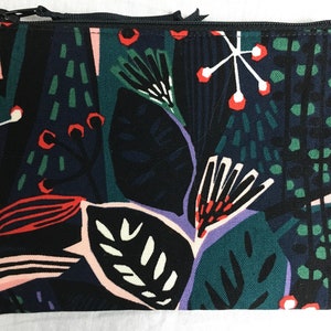 Lush Tropics Mittel gepolsterte Reißverschlusstasche, Kosmetiktasche, Accessoire Tasche, Gadget täschchen
