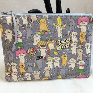Great Cats Medium Padded Zipper Bag, Travel Pouch, Organizer Bag, Cosmetic Pouch