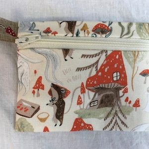 Monedero con cremallera plana Amanitas y animales, billetera para tarjetas de crédito, estuche para AirPod, bolso para gadgets