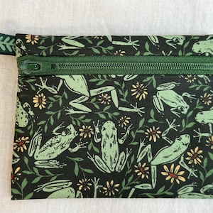 Frogs Flat Zipper Coin Purse, Earbud Pouch, Credit. Are Wallet