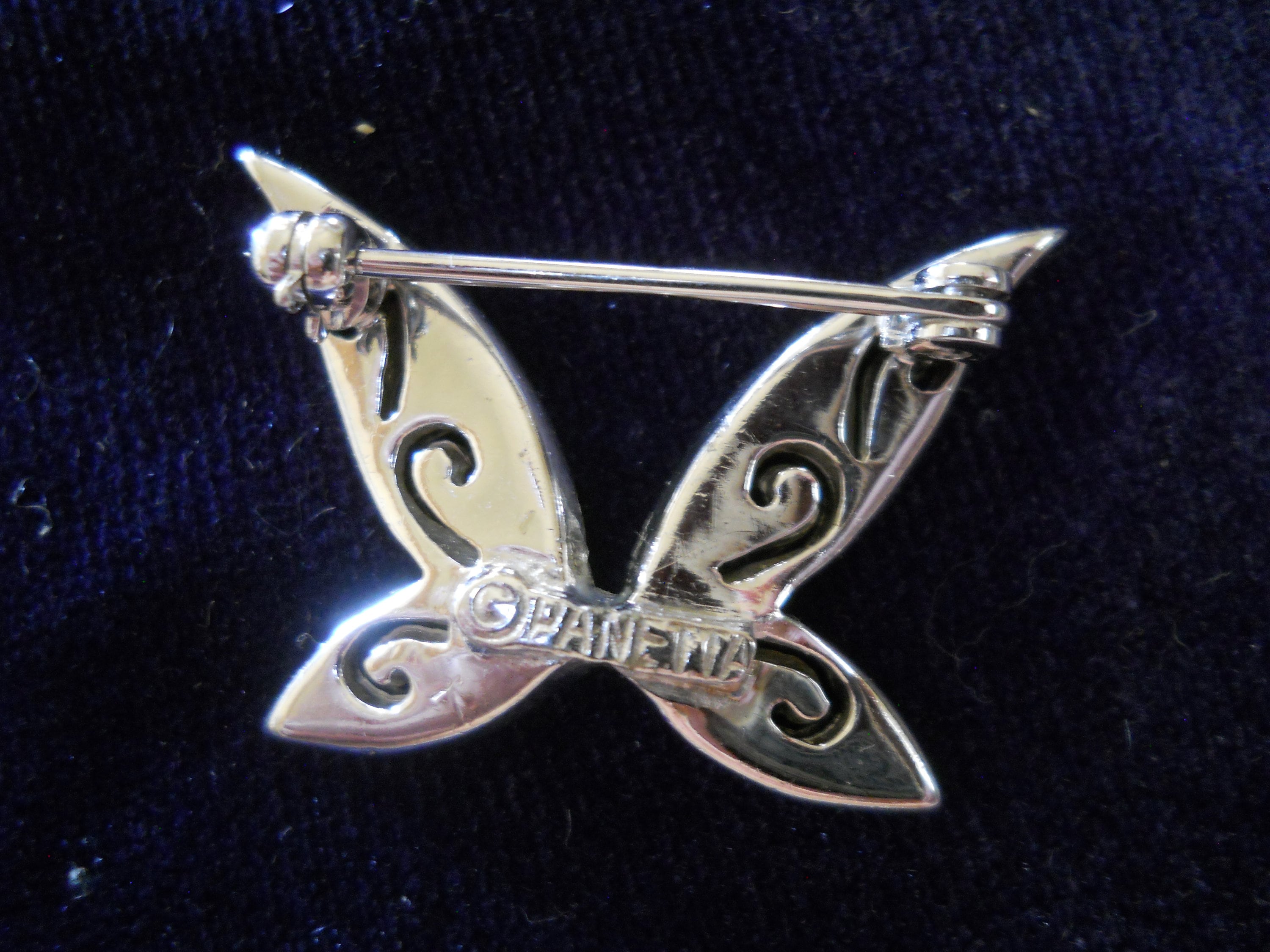 暮らしに便利なアイテム Vintage PANETTA LOT 2 BROOCHES Enameled Curled Bow アクセサリー