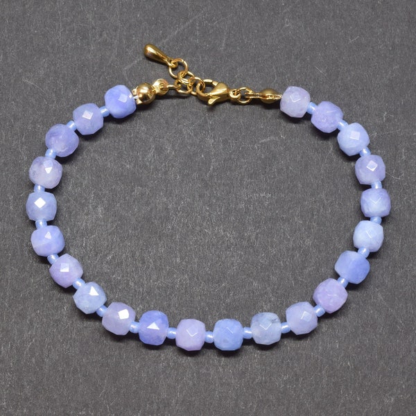 Blue crystal bracelet, Periwinkle blue beaded wristlet, Quartz jewelry, Gold or silver stainless steel