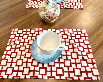 Juego de manteles individuales 100 % lino, decoración de mesa de fibra natural, manteles individuales hechos en EE. UU.: rojo y crema, blanco roto.