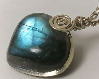 Heart pendant labradorite silver 925