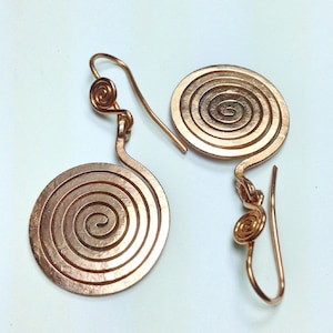 Earrings Copper Spiral the spiral image 3