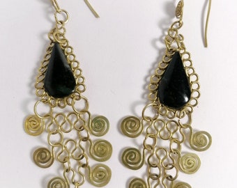 Earrings with jade long filigree brass