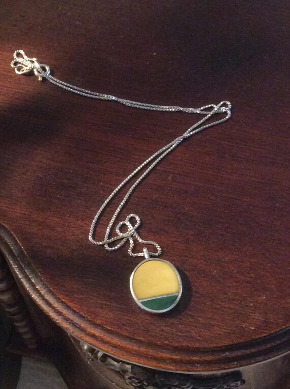 Sterling Silver Pendant Inlaid Stone