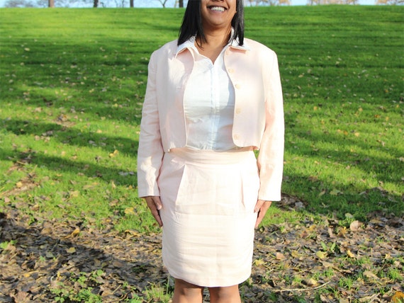 Pale Pink Linen Jacket and Skirt Set - image 2