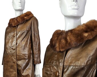 Vintage 60s brown leather coat with fur collar