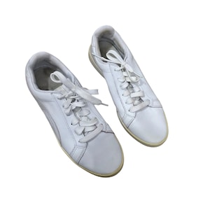 Vintage Y2K Ladies White Adidas Sneakers 7.5