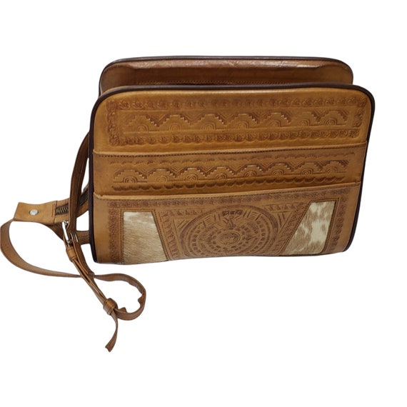 Vintage 60s tan tooled leather handbag - image 4