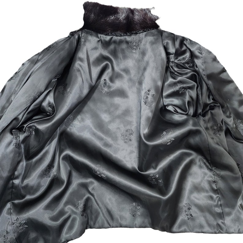 Ivoryshear Cropped Fur Collar Jacket