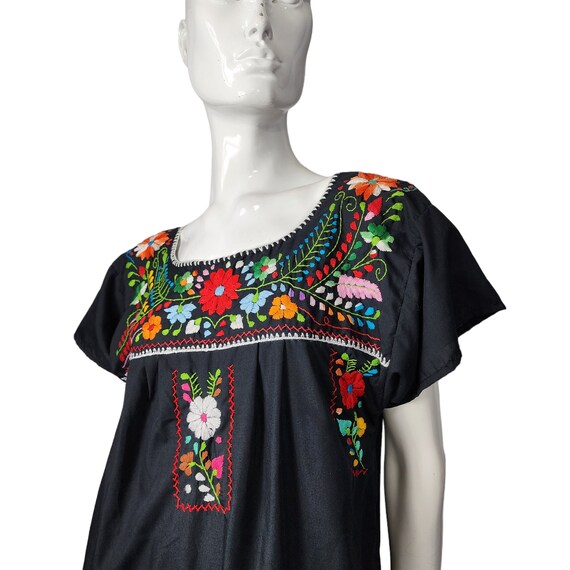 Vintage Mexican Embroidered Dress Medium - image 3