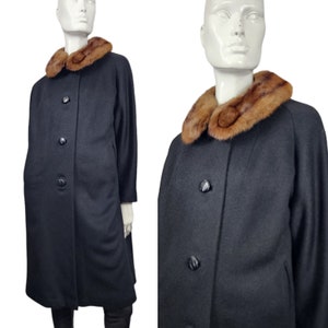 Vintage 50s 60s Black Wool Coat with Mink collar Small