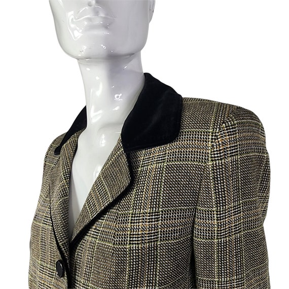 Vintage Plaid Blazer with Black Velvet Collar Kas… - image 6