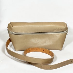 Luca bum bag made of beige leather