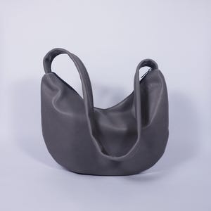 Bolso de piel Tilda en gris, bolso de mano, bolso de hombro, bolso de piel, bolso semicircular, bolso de hombro minimalista.