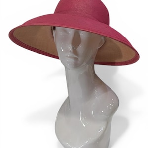 Vintage roze sisalhoed van Jack McConnell New York uit de jaren 1969