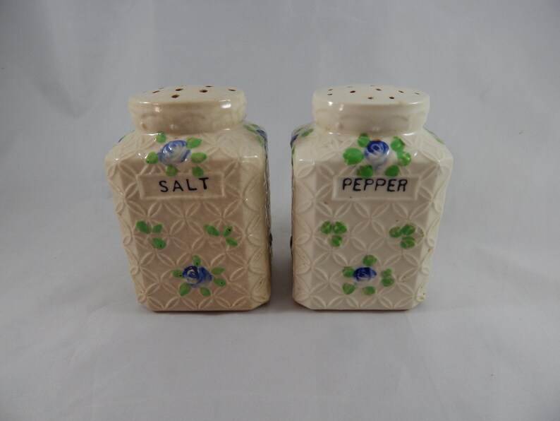Charming Vintage Pair Ceramic Cottage Style Salt and Pepper Shakers Basket Weave with Flowers Circa 1930s 1940s