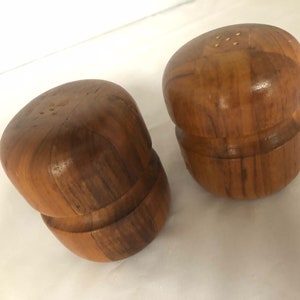 Charming Vintage Pair Ceramic Cottage Style Salt and Pepper Shakers Basket Weave with Flowers Circa 1930s 1940s
