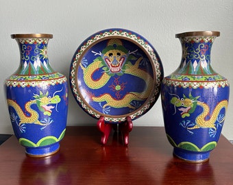 Exquisite Matched Set of Antique Oriental Cloisonne Dragon Vases and Bowl