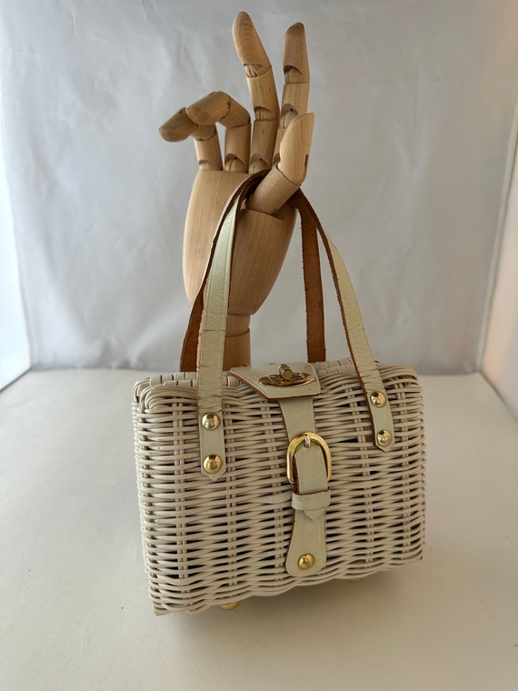 1960's White Wicker Handbag - Gem