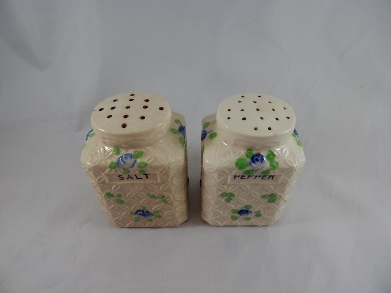 Charming Vintage Pair Ceramic Cottage Style Salt and Pepper Shakers Basket Weave with Flowers Circa 1930s 1940s