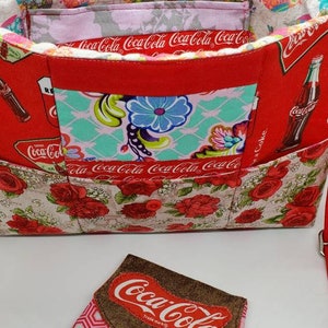 Coca-Cola Messenger Bag/crossbody purse 100% handmade with vintage and out of print licensed Coke fabric & Tula Pink snap closure, cotton image 4