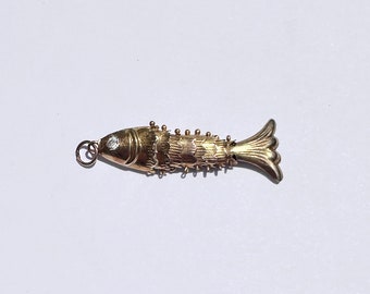 vintage mid century 14k gold articulated fish pendant