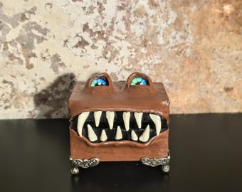 Mini Monster Box #927, Mini Chocolate Brown Mimic Chest, Creature Box