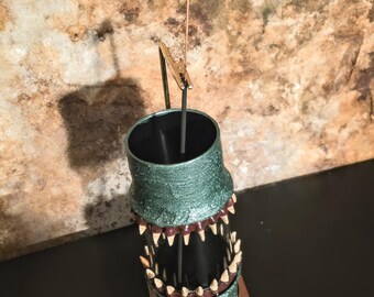 Quemador de incienso Monster - Porta incienso verde salvia metálico