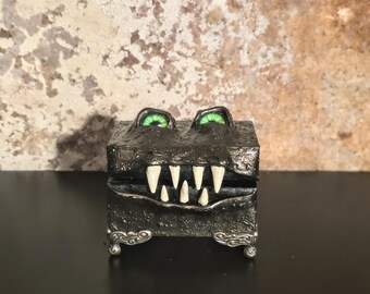 Mini Monster Box #943, Mini Metallic Antique Bronze Mimic Chest, Creature Box