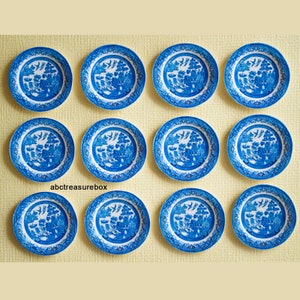 Set of 12 - Blue Willow Miniature Paper Plates, 1:12 Scale Dollhouse, Tableware, Dinnerware, Handmade, Kitchen, Dining Room, Table