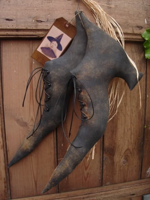 Primitive Witch Shoes. - Etsy