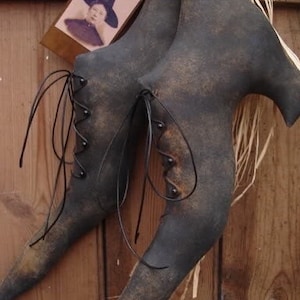 The Olde Witches Shoes