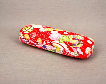 Japan Pattern print of Fabric eye glass case.