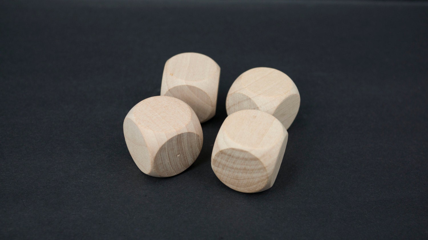 Dados de Madera para Juegos de Fita de Niños - China Dados de madera y dados precio Dados de Madera para Juegos de Fita de Niños - China Dados de madera y dados precio