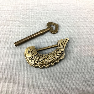 Vintage Chinese Style LUCK Fish Lock Version B , Key Lock (Small Size) - Lk