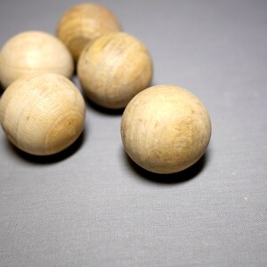Set of 4 pcs of 35mm Camphor Wooden Ball, Natural way to Protect your ware, clothes attack with bugs!! - Wb